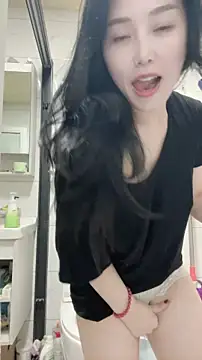 Snapshot of lylxili chatting on June 27, 1:28 pm lylxili online show from June 27, 1:28 pm