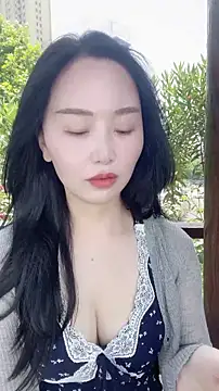 Snapshot of lylxili chatting on June 29, 4:41 am lylxili online show from June 29, 4:41 am