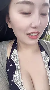 Snapshot of lylxili chatting on June 29, 10:15 am lylxili online show from June 29, 10:15 am