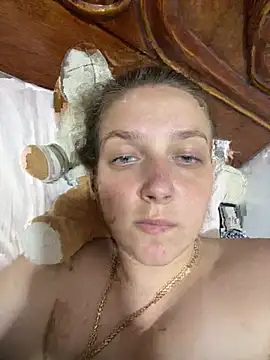 Snapshot of Loulou_fck chatting on July 9, 5:28 pm Loulou fck online show from July 9, 5:28 pm