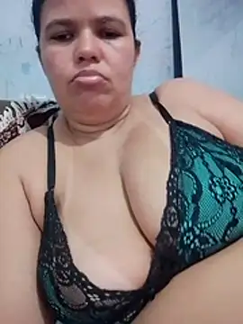 Snapshot of nina28291 chatting on June 30, 3:24 pm nina28291 online show from June 30, 3:24 pm