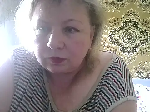 Snapshot of LediMelissa chatting on May 18, 11:16 am LediMelissa online show from May 18, 11:16 am
