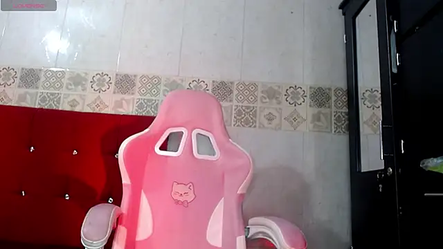 Snapshot of Dulce_Vip chatting on May 25, 7:53 pm Dulce Vip online show from May 25, 7:53 pm