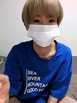 Snapshot of hayato_07 chatting on June 27, 12:55 pm hayato 07 online show from June 27, 12:55 pm