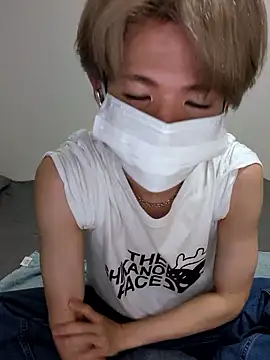 Snapshot of hayato_07 chatting on June 30, 1:01 pm hayato 07 online show from June 30, 1:01 pm