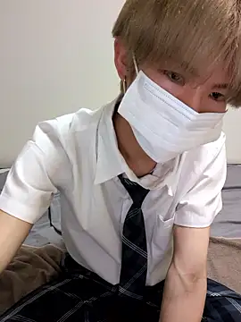 Snapshot of hayato_07 chatting on July 13, 12:30 pm hayato 07 online show from July 13, 12:30 pm