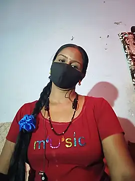 Snapshot of madhushree143 chatting on June 26, 5:45 am madhushree143 online show from June 26, 5:45 am