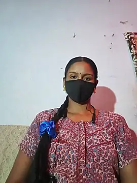 Snapshot of madhushree143 chatting on June 27, 9:03 am madhushree143 online show from June 27, 9:03 am