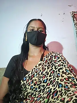 Snapshot of madhushree143 chatting on July 2, 4:51 am madhushree143 online show from July 2, 4:51 am