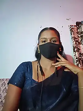 Snapshot of madhushree143 chatting on July 6, 5:04 am madhushree143 online show from July 6, 5:04 am