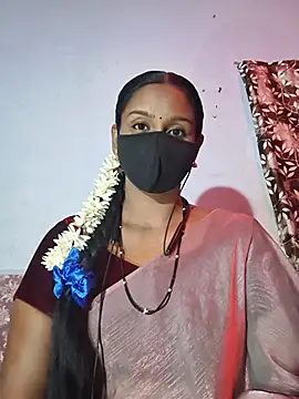Snapshot of madhushree143 chatting on July 7, 12:09 pm madhushree143 online show from July 7, 12:09 pm