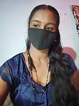 Snapshot of madhushree143 chatting on July 14, 4:28 am madhushree143 online show from July 14, 4:28 am