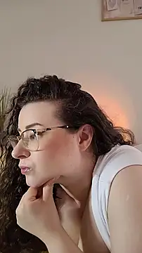 Snapshot of Elissa_Floyd__ chatting on July 8, 10:09 am Elissa Floyd online show from July 8, 10:09 am