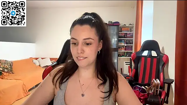 Snapshot of SweetFenomen67 chatting on July 1, 3:12 pm SweetFenomen67 online show from July 1, 3:12 pm