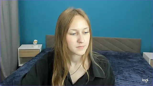 Snapshot of Calista_Everleig chatting on May 27, 5:59 am Calista Everleig online show from May 27, 5:59 am