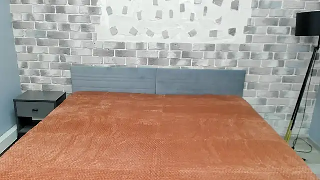 Snapshot of Calista_Everleig chatting on July 9, 5:44 am Calista Everleig online show from July 9, 5:44 am