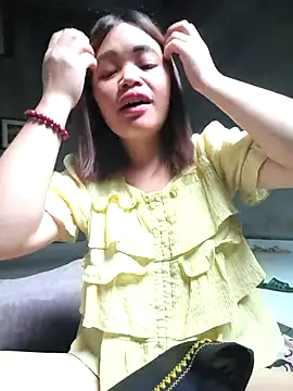 Snapshot of Emma-sin chatting on July 1, 7:32 am Emma-sin online show from July 1, 7:32 am