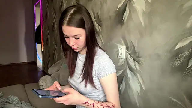 Snapshot of FreyaGray chatting on May 30, 12:24 pm FreyaGray online show from May 30, 12:24 pm