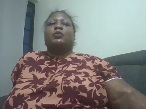 Snapshot of fat_ebonyqueen chatting on July 2, 8:48 pm fat ebonyqueen online show from July 2, 8:48 pm