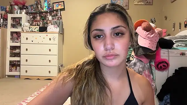 Snapshot of Badbihdani18 chatting on July 21, 4:15 am Badbihdani18 online show from July 21, 4:15 am