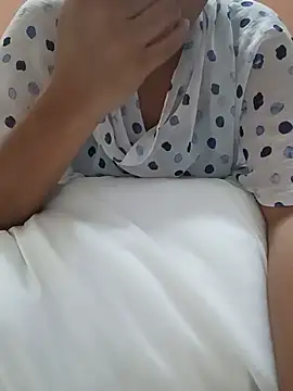 Snapshot of vincehoney16 chatting on June 24, 5:28 am vincehoney16 online show from June 24, 5:28 am