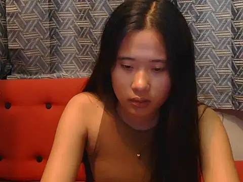 Snapshot of petiteasian_pinaygirl chatting on June 30, 8:37 am petiteasian pinaygirl online show from June 30, 8:37 am