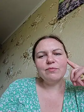 Snapshot of Meri_a chatting on June 25, 12:53 pm Meri a online show from June 25, 12:53 pm