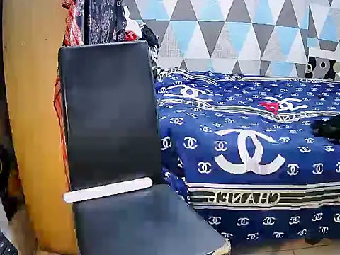 Snapshot of Trish_CurveCock chatting on June 30, 3:02 pm Trish CurveCock online show from June 30, 3:02 pm