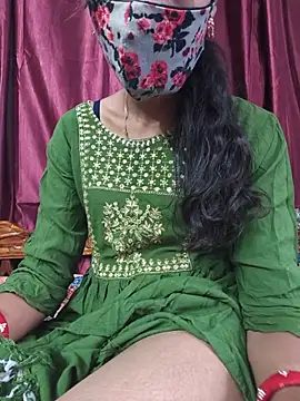 Snapshot of reshma124 chatting on July 5, 11:28 am reshma124 online show from July 5, 11:28 am