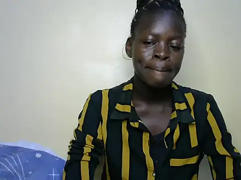 youngpetite online show from May 20, 5:24 am