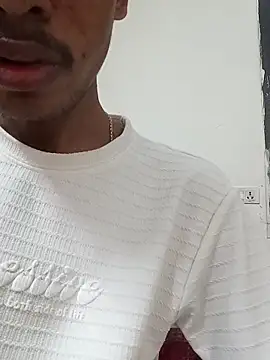 Snapshot of rohit_cockyboy chatting on June 5, 1:56 am rohit cockyboy online show from June 5, 1:56 am
