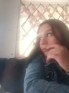 Snapshot of Amber_rose17 chatting on July 7, 9:41 pm Amber rose17 online show from July 7, 9:41 pm