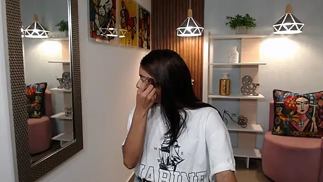 Snapshot of _Lucy_Grey_ chatting on June 6, 11:15 am Lucy Grey online show from June 6, 11:15 am
