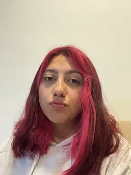 Snapshot of Emma_Cut chatting on June 3, 9:34 am Emma Cut online show from June 3, 9:34 am