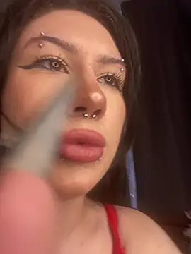 Snapshot of Dirty_Lina chatting on May 21, 6:09 am Dirty Lina online show from May 21, 6:09 am