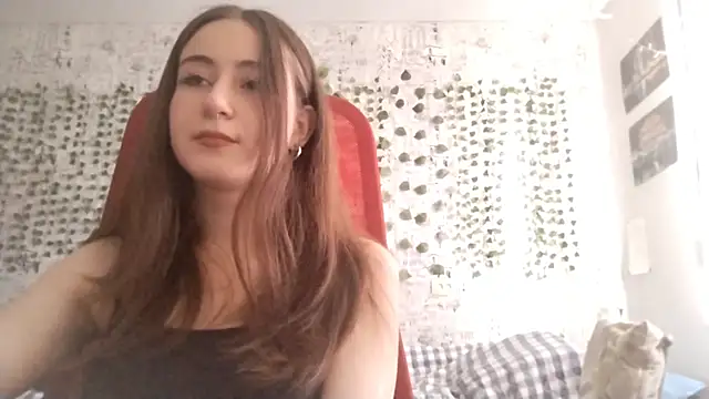 Snapshot of Pollykiss chatting on June 23, 9:18 am Pollykiss online show from June 23, 9:18 am