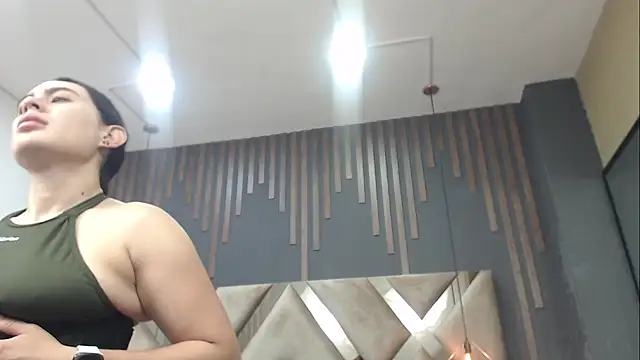 Snapshot of MartinaaFit chatting on June 18, 11:58 am MartinaaFit online show from June 18, 11:58 am