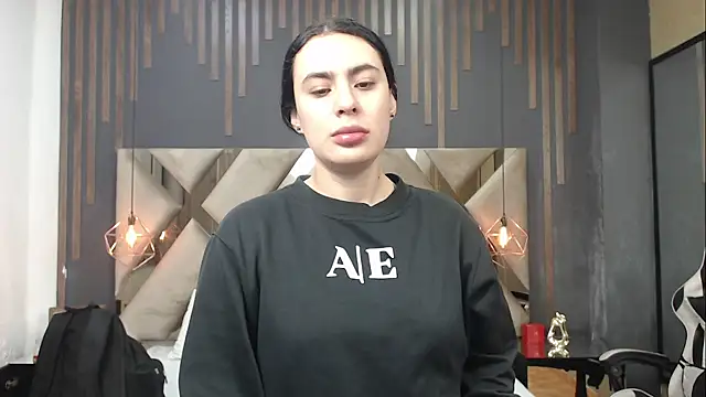 Snapshot of MartinaaFit chatting on June 20, 11:57 am MartinaaFit online show from June 20, 11:57 am