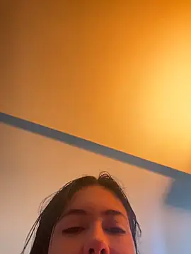 Snapshot of FERNANDAXX_ chatting on June 17, 1:01 pm FERNANDAXX online show from June 17, 1:01 pm