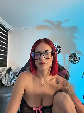 HaileeBeer  online show from May 21, 9:55 pm