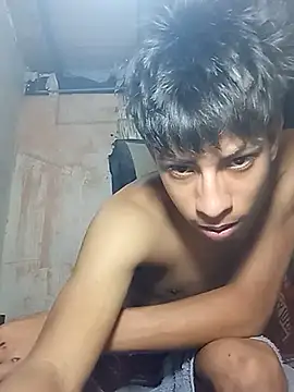 Snapshot of gabitocm chatting on June 28, 11:00 pm gabitocm online show from June 28, 11:00 pm