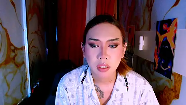 Snapshot of empressqueen_zoe chatting on June 10, 1:54 pm empressqueen zoe online show from June 10, 1:54 pm