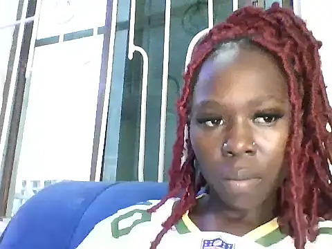 Snapshot of kitty_mere chatting on June 8, 3:23 pm kitty mere online show from June 8, 3:23 pm