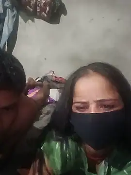 Snapshot of Moni_jhony chatting on June 14, 3:47 pm Moni jhony online show from June 14, 3:47 pm