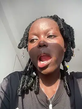 ebonycurvedass online show from June 14, 2:30 pm