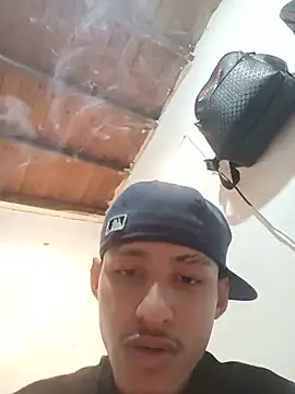 Snapshot of Camilo_Contreras chatting on June 25, 5:12 am Camilo Contreras online show from June 25, 5:12 am
