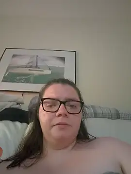 Snapshot of chubbywheels chatting on May 24, 7:52 pm chubbywheels online show from May 24, 7:52 pm