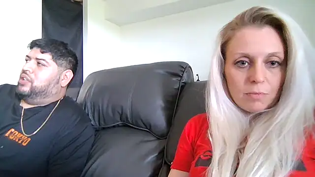 Snapshot of LexiAndPapi chatting on May 21, 8:38 pm LexiAndPapi online show from May 21, 8:38 pm