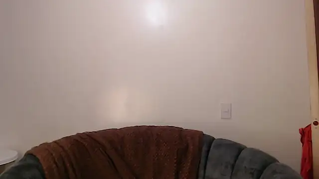 Snapshot of -AmelieH chatting on June 11, 11:14 pm -AmelieH online show from June 11, 11:14 pm