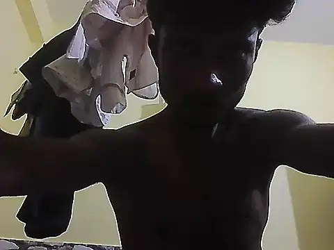 Snapshot of big____dick5666 chatting on May 29, 12:14 pm big dick5666 online show from May 29, 12:14 pm